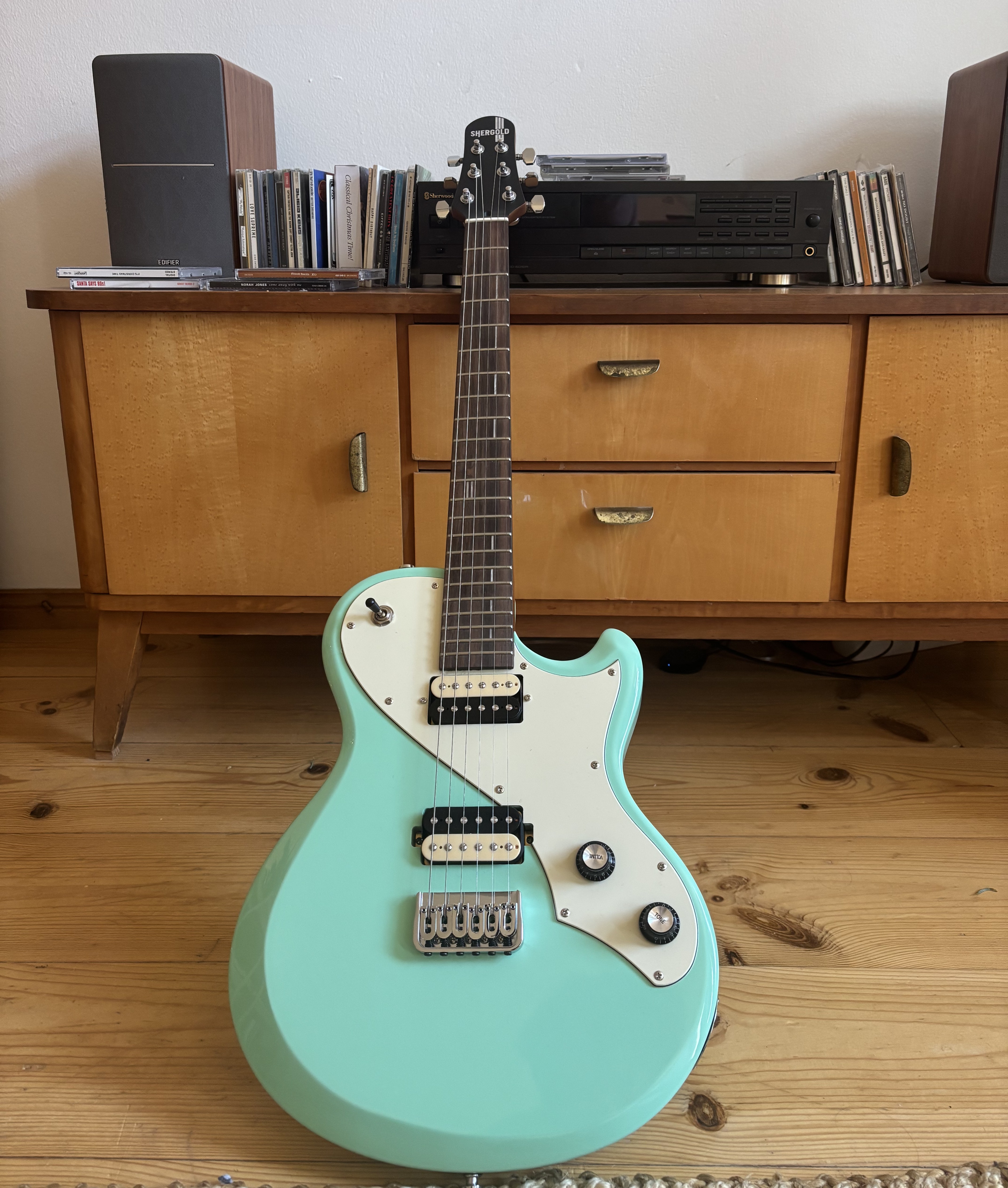 Therapeutic guitar lessons for neurodivergent individuals